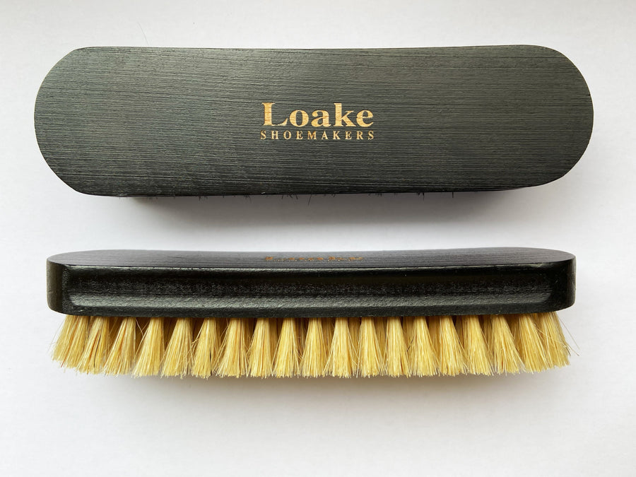 Escobilla mediana, pelo de cerdo Loake