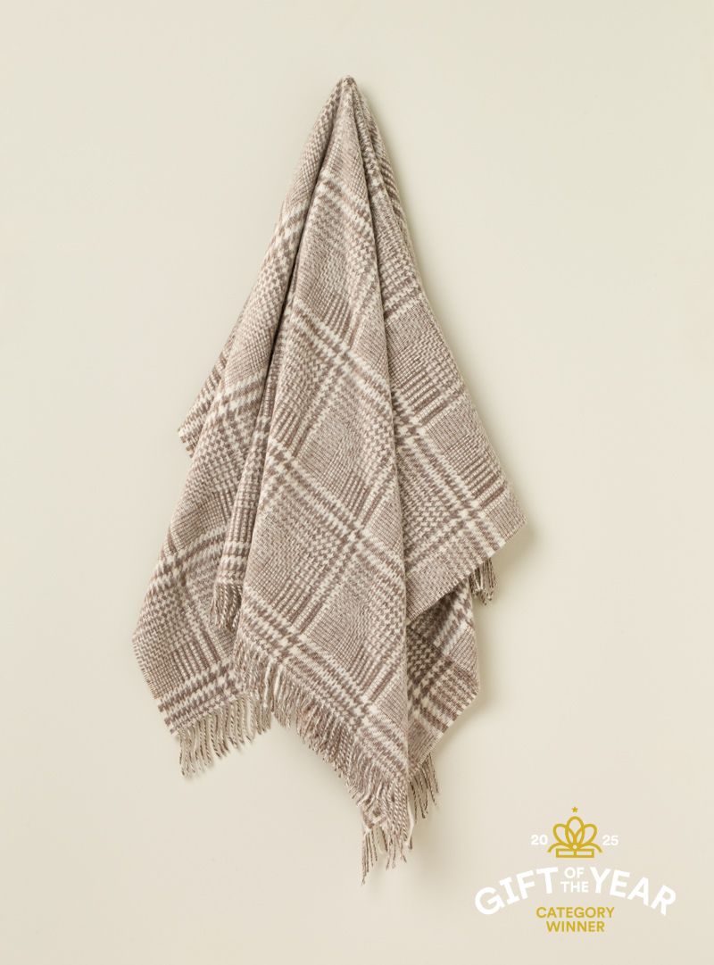 Chal Lambswool 145x185, Glen check Brown