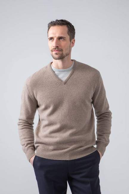 Sweater V 100% lambswool Mushroom / En Stock Johnstons